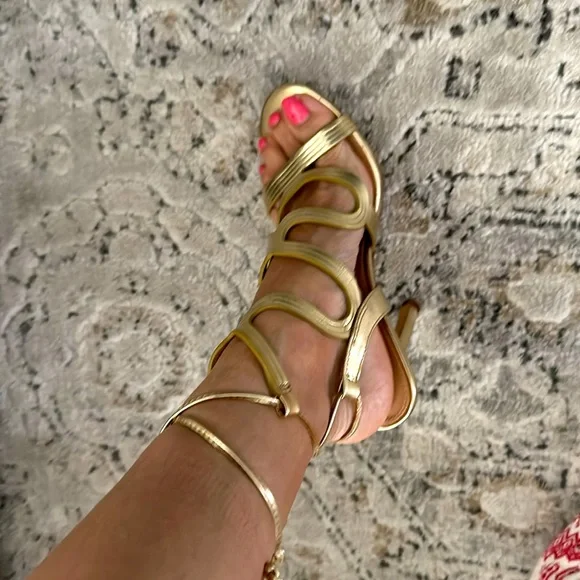 Express Brand Women’s Gold Lace Up High Heel - Size 6 - Picture 8 of 9